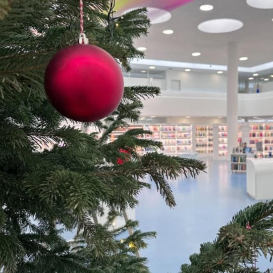 Juletræ på Gentofte Hovedbibliotek