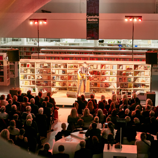 Jens Unmack på Gentofte Hovedbibliotek til GentofteNatten 2024