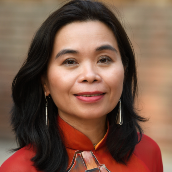 Nguyễn Phan Quế Mai 